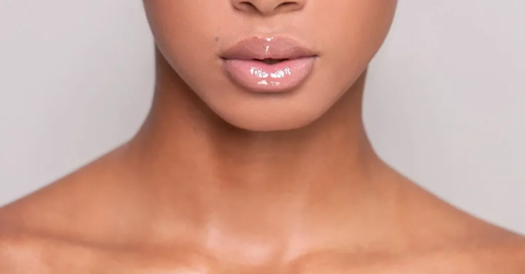 Woman with smooth jawline and lips representing thread lift treatment Melbourne