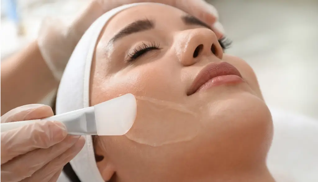 Smoothing Peels (Texture & Post-Acne Marks)